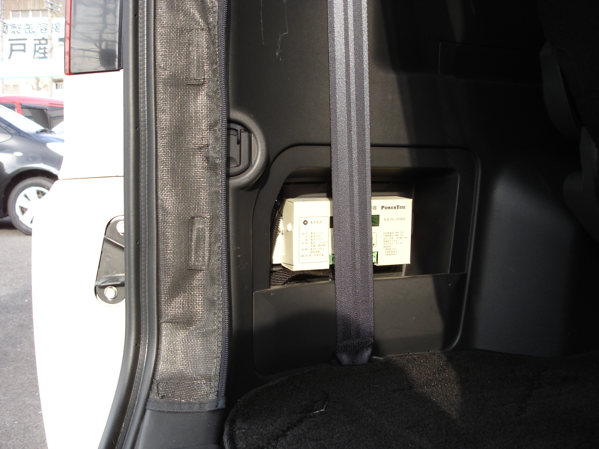 デリカ D:5 専用 防虫ネット ご紹介 | 西尾張三菱自動車販売株式会社