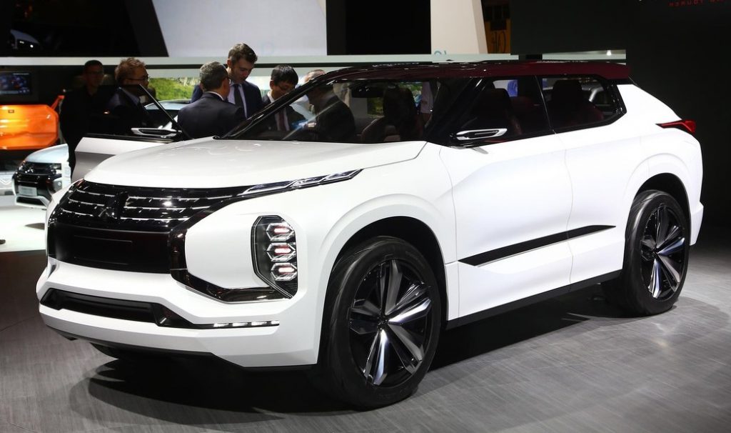 mitsubishi-gt-phev-concept-paris-motor-show