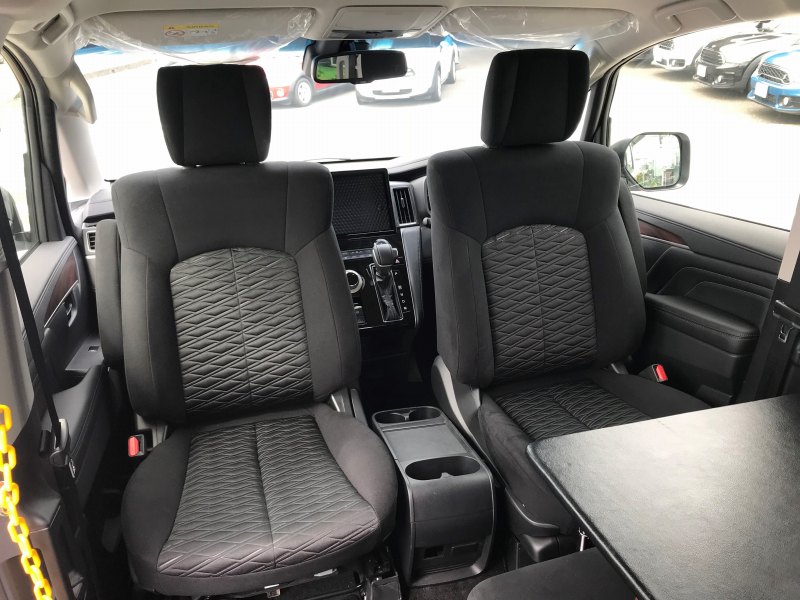 三菱デリカD:5 電動パワーシート専用「Swivel Seat」販売開始 | 西尾張三菱自動車販売株式会社