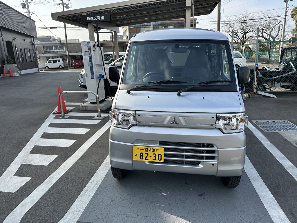 電気自動車　ミニキャブ　業務用　貨物